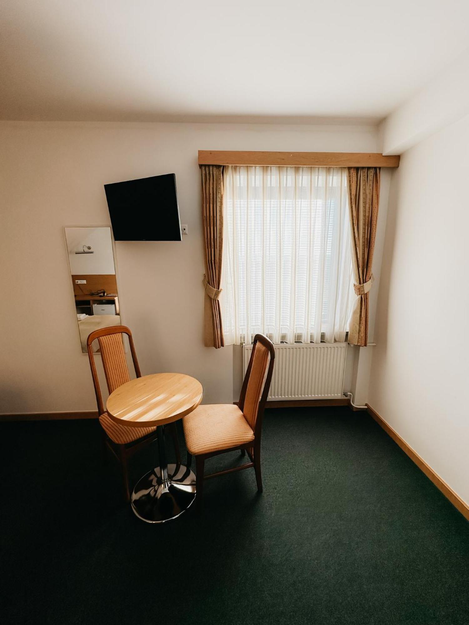 Hotel Oskar Zaplata เปรดวอร์ ห้อง รูปภาพ